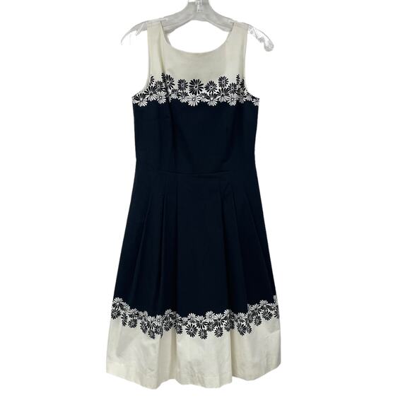 NWT Talbots Pleated Sleeveless Floral Fit & Flare Dress Cream Black Womens 2 - Picture 2 of 7